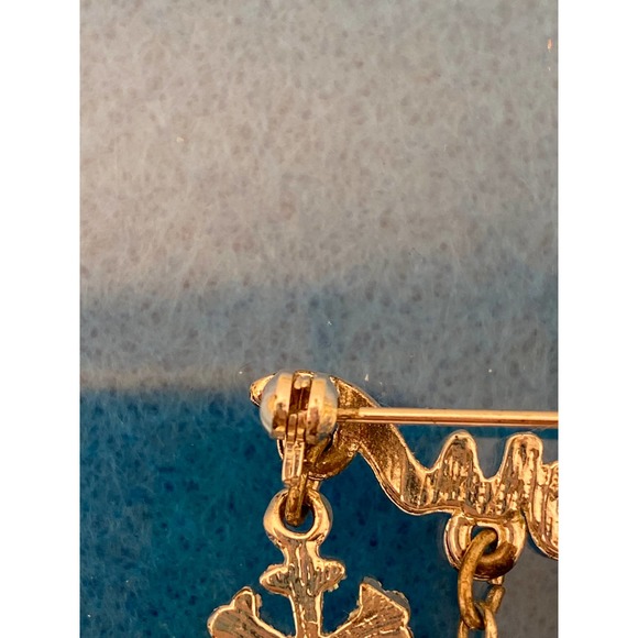 "I ❤ Snow" Bar Pin/Brooch with Charms. Holiday/Christmas/Winter. - Picture 8 of 8